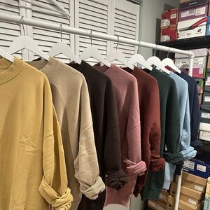 (SOLD) 8 Abercrombie & Fitch Soft Oversized Essential Crew Neck Sweatshirts